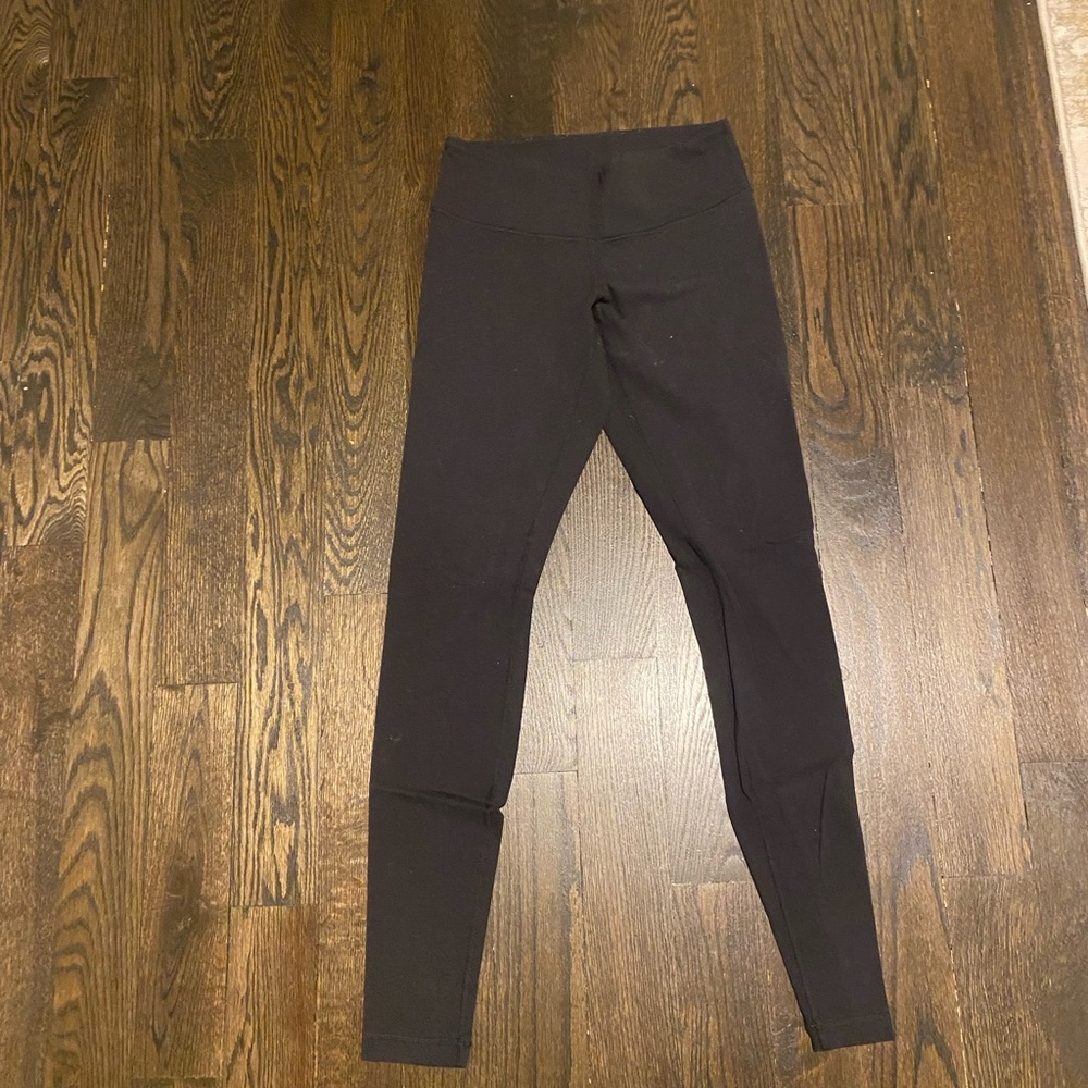 Black LuluLemon leggings 
Size 6
